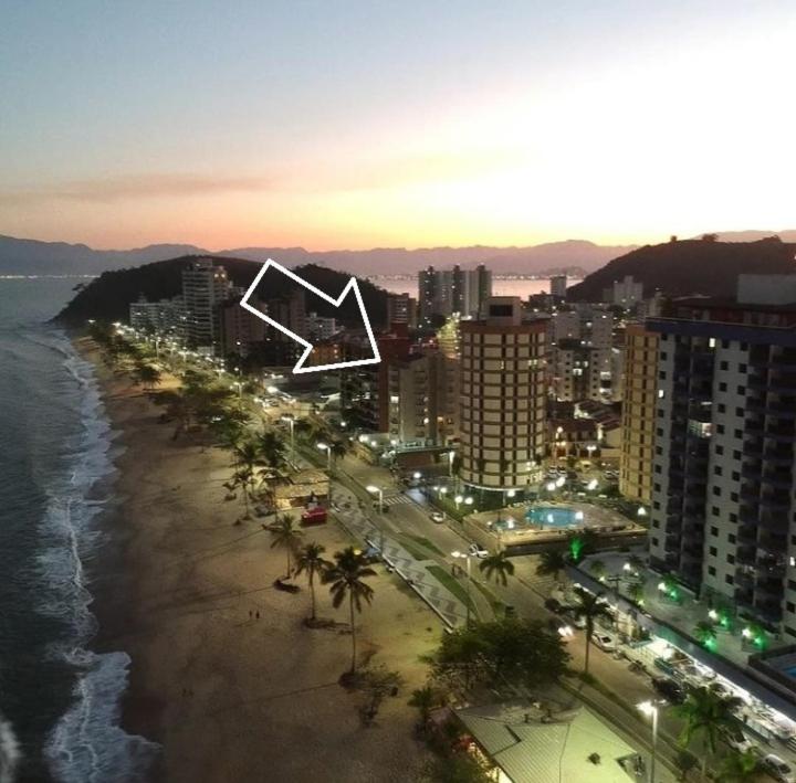 Ap Na Avenida Da Praia Caraguatatuba Luaran gambar